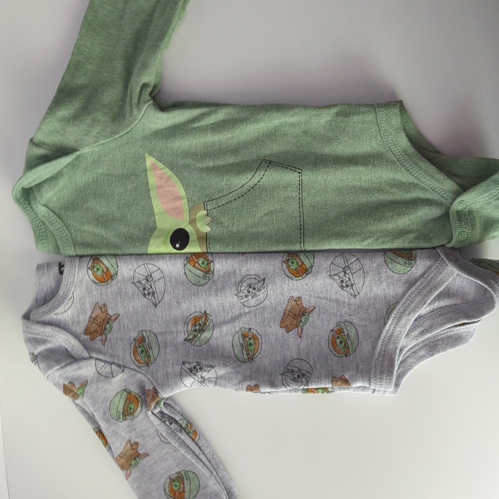 3-6 months Star Wars Baby Mandalorian long sleeve onesies set of 2